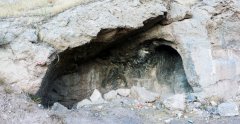 Hafik'te kaya kilise